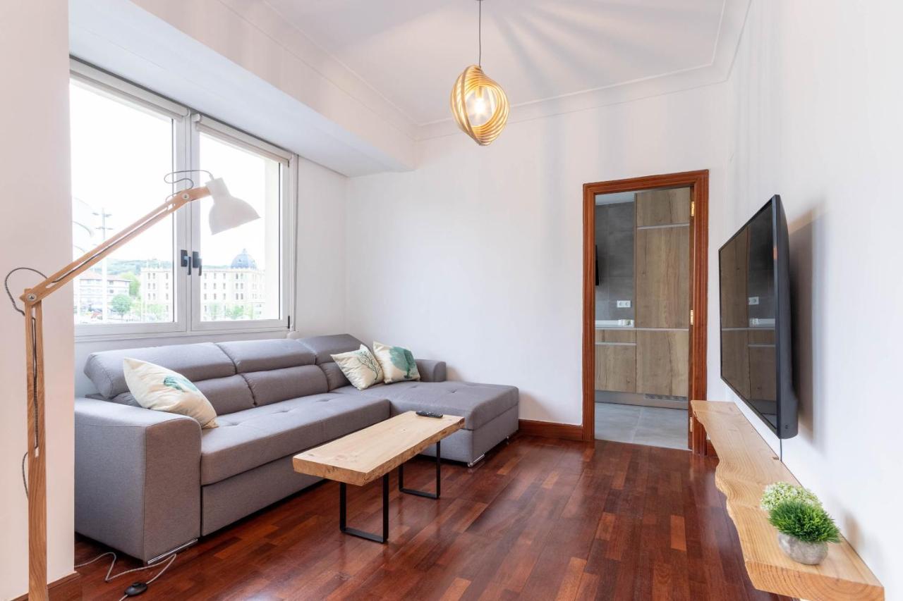 Apartamento Con Vistas Al Estadio San Mames 毕尔巴鄂 外观 照片